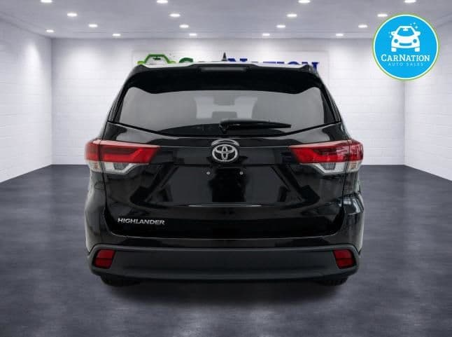 Photo 5 of 2017 Toyota Highlander XLE