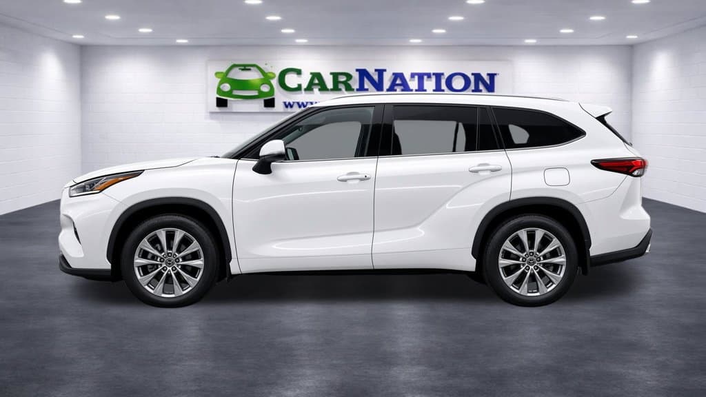 Photo 3 of 2020 Toyota Highlander Limited